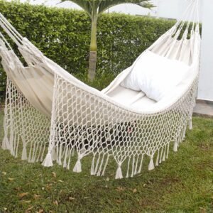 Hamaca Artesanal en Algodón Beige Macramé Borlas
